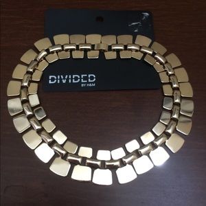 Gold tone necklace by H&M